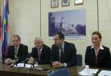 Vasin i Radojević potpisali ugovor o rekonstrukciji zadužbine Dunđerskog