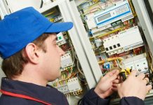 Rok do kraja meseca: Posao za električara, mehaničara za kućne aparate i pomoćnika električara