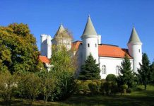A Dunđerski-kastély nem eladó