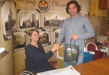 Beba Perić Ranković nosi srpsku zastava na otvaranju Paraolimpijskih igara