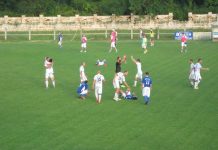 Fudbal: Trener gostiju Stanivuk presudio Na kraju su se radovali gosti iz Gložana | Foto: Vlastimir Jankov