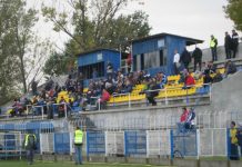 Fudbal: Nova „petarda“ kraj Tise Bečejci lepo i efikasno igraju, ali je tribina i galje poluprazna | Foto: Vlastimir Jankov