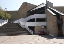 Popravka zavesa milion dinara, klubovi bez utakmica