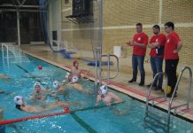 Vaterpolo: Beograđanima Novogodišnji trofej Vojvodine Drugoplasirani Vojvođani sa stručnim štabom pre utakmice | Foto: Vlastimir Jankov