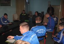 Fudbal: Repriza jesenjeg izdanja Izlasku na teren prethodio je sastanak u klupskim prostorijama | Foto: Vlastimir Jankov