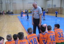 Košarka: Bez basketa kraj Tise Trener Atila Horvat sas vojim malim izabranicima | Foto: Vlastimir Jankov