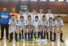 Pioniri OFK Bečej 1918 drugi na prvenstvu Srbije u futsalu Vicešampioni u svom uzrastu s trenerom Lazarom Dabižljevićem