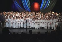 Drugi Vaskršnji festival folklora u Bečeju