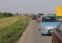 Protest zbog cene goriva: Zaustavljeni automobili između dva Bečeja