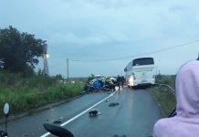 „Punto“ podleteo pod autobus: Stravična saobraćajna nesreća kod Bačkog Gradišta
