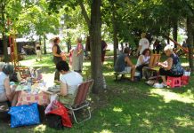 Bečejska likovna sekcija „Duga“ organizovala 13. koloniju Ovogodišnja kolonija okupila je 55 slikara | Foto: Vlastimir Jankov