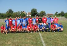 Fudbal: Petrovoselci obeležili 105. godina igranja fudbala u selu Veterani slavljenika i Sederkenja iz Mađarske | Foto: Vlastimir Jankov