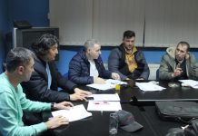 FSO Bečej – Srbobran: Novi mandat Dejanu Stanojevu Novi–stari predsednik FSO Bečej-Srbobran Dejan Stanojev sa saradnicima | Foto: Vlastimir Jankov