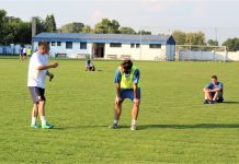 Fudbal: Bečejci na startu sezone potvrdili dobre rezultate iz pripremnog perioda Bivši golgeter trener Milan Belić ima šta da naučio Miloša Zličića | Foto: Vlastimir Jankov