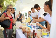 Bačkogradištanci sa gostima deseti put pekli palačinke u centru sela