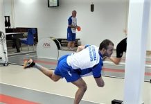 Kuglanje: Vojvodina iz Bačkog Gradišta u pobedonosnoj seriji Nikola Vukadinov u prvom planu, Milan Kaćanski pozadi