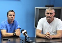 Fudbal: Lopta još miruje na gradskom stadionu kraj Tise Šef stručnog štaba Bečejaca Milan Bečić i sportski direktor Miloš Andrić