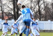 Fudbal: Srpskoligaš sa Tise gostuje u Bačkoj Palanci Damjan Todorović (5) dominira u vazduhu
