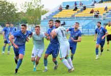 Fudbal: Tutnjević presudio Kapiten Bečeja Ilija Tutnjević neposredno pre postizanja gola odluke