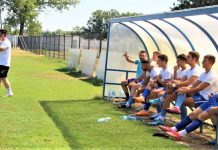 Fudbal: „Generalka“ nije pružila lepu sliku Bečejaca pred novu sezonu Trener Lazar Dabižljević i igrači koji su šansu dobili u nastavku utakmice