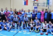 Futsal: Drugi memorijal „Goran Stojisavljević Goga“ u Bečeju Zajednički snimak posle uručenja priznanja