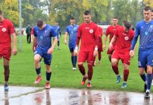 Fudbal: Bečejci doživeli prvi poraz kraj Tise ove sezone Pokisli do gole kože i jedni i drugi