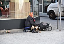 Szerbiában egy algoritmus dönti el ki a szegény és ki nem