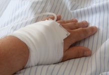 Támogatásra van szüksége a baleset miatt mozgásképtelen óbecsei fiatal családjának