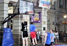 Večeras u Bečeju startuje deveti humanitarni turnir u uličnom basketu „tri na tri“ Sa lanjskog turnira