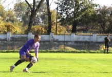 Fudbal: Bečejci ni bleda senka protiv Pazovčana Golman Aleksa Strainić je primio tri gol, a nije kriv ni za jedan