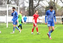 Fudbal: Vreme je za pobedu Razdvajaju se prezimenjaci- Nemanja Vještica levo Izostaje, a Vuk (16) je u kombinaciji