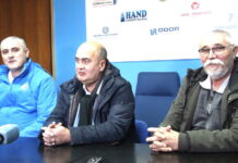 Fudbal: Bečejci su svesni da su Kikinđani favoriti, ali… Vedrija lica Bečejaca: Sportski direktor Miloš Andrić, trener Dragan Ivanović i predsednik Nedeljko Vasić