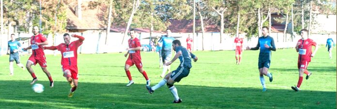 Vezista Vojvodine Đekić postiže gol protiv Bajmočana Vezista Vojvodine Đekić postiže gol protiv Bajmočana