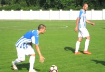Fudbal: Bečejci nisu izgubili, ali su pokazali niz nedostataka Vladan Vorgučin kraj lopte i Čedomir Tomčić