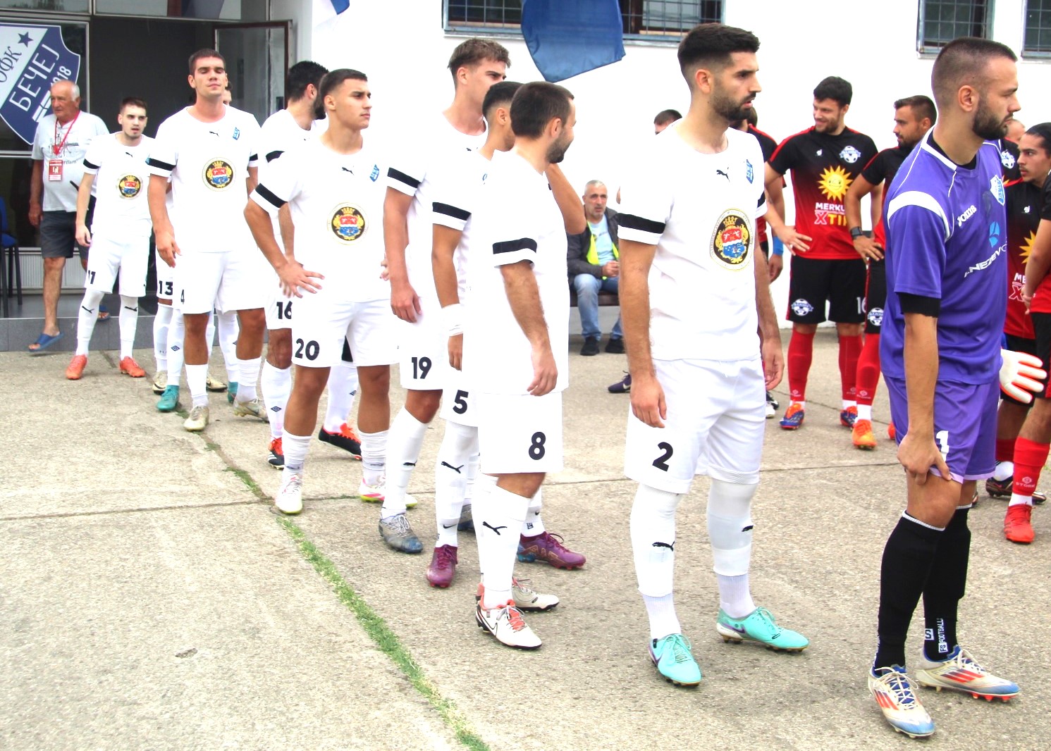 Starosedelac je samo kapiteten Milovanov - Ostali igrači OFK Bečej 1918 su povrtnici u klub