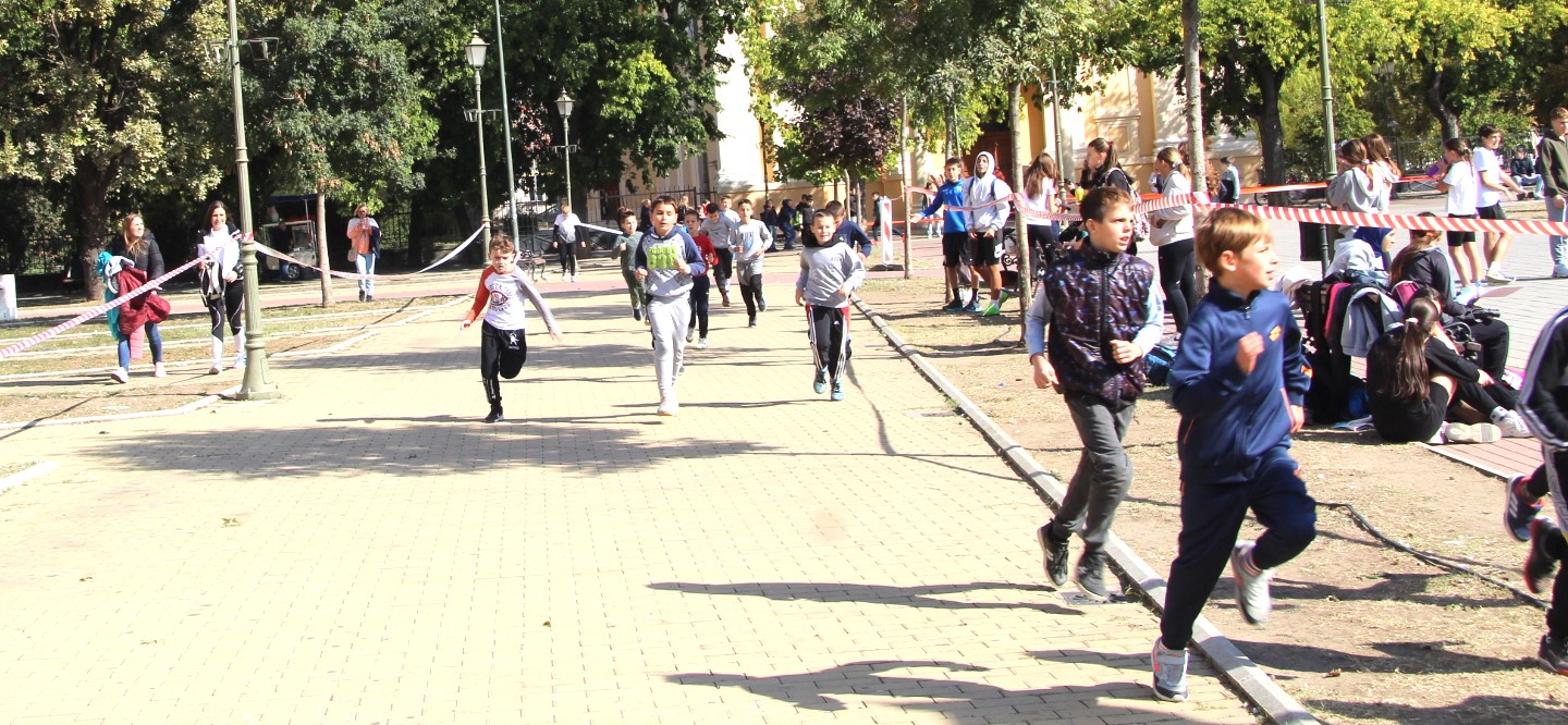 Jedna od trka manifestacije Trke ulicama grada u Bečeju