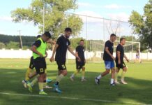 Fudbal: Pobedonosni het – trik kao imperativ SPREMNI ZA NOVU RADOST - Fudbaleri OFK Bečej 1918