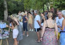 Na jučerašnjem bazaru za Ildiko i Anu prikupljeno više od 71.000 dinara i 170 evra