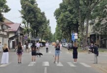 1. jul: Održano 16 minuta tišine za stradale u Novom Sadu