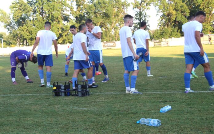 ofk bečej_Sudijaki tajm aut za osveženje
